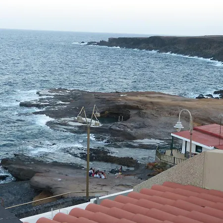 Suncanarias Apartamento La Jaca Apartment *